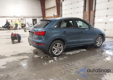 2018 Audi Q3 2.0T Premium/2.0T Sport Premium z USA, uszkodzony, nr VIN WA1ECCFS2JR024525